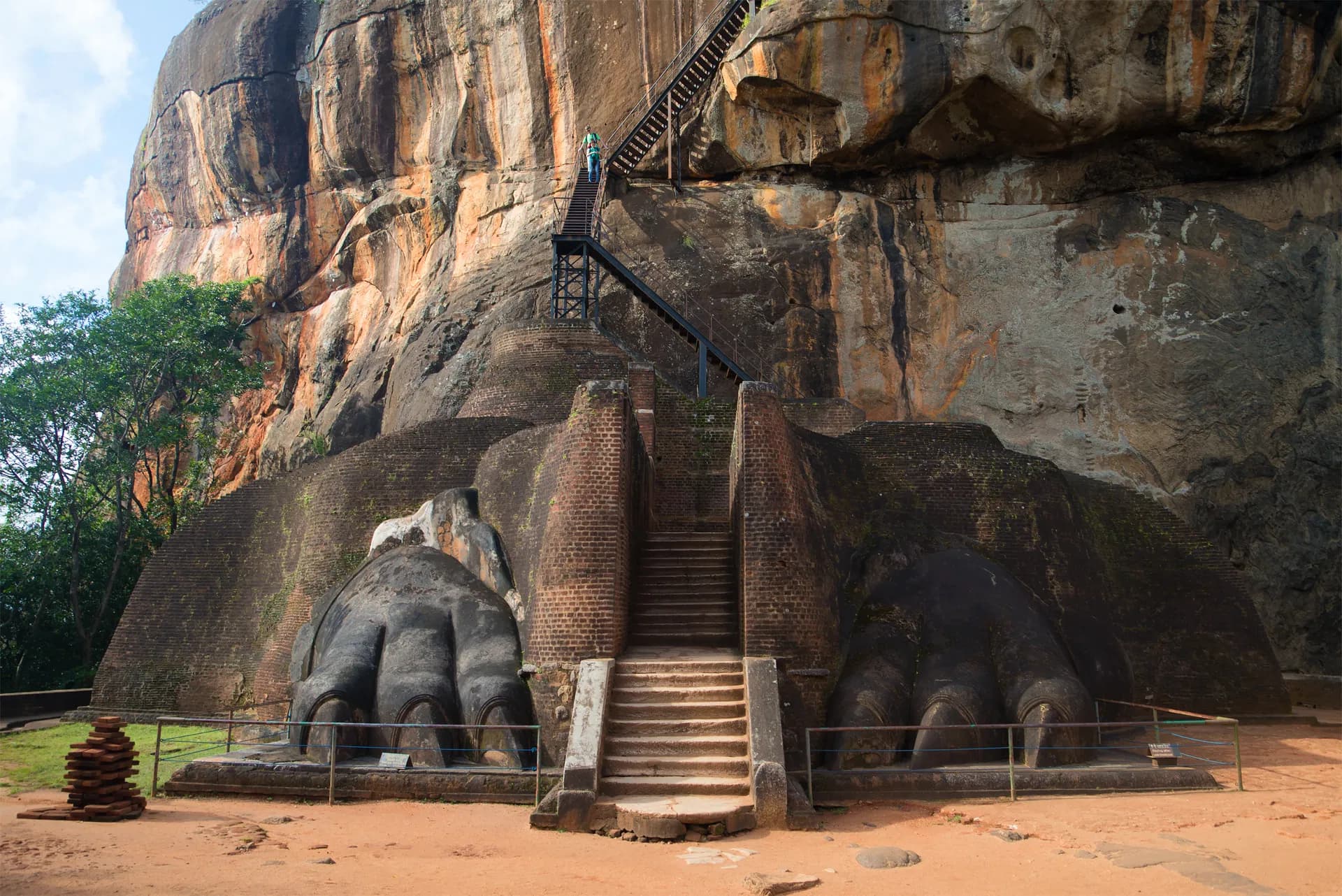Ancient lion paws at the Sigiriya staircase entrance